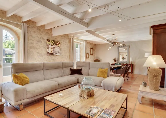 Вилла La Maison Des Vignes *