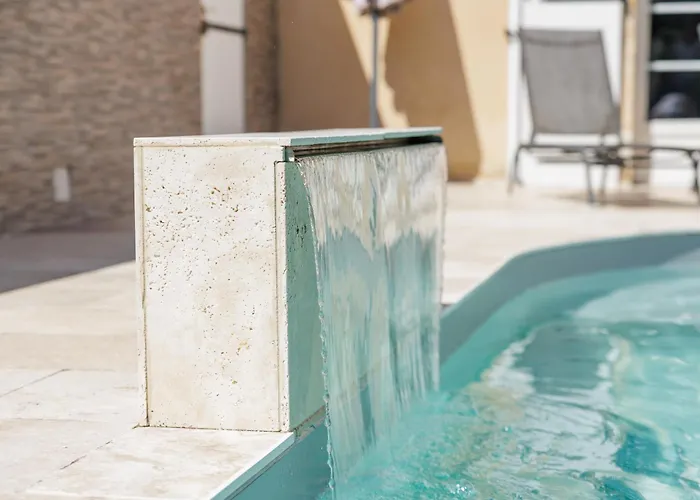 La Maison Des Vignes Вилла *